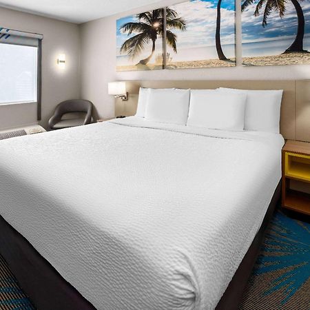 Days Inn By Wyndham Acworth Buitenkant foto