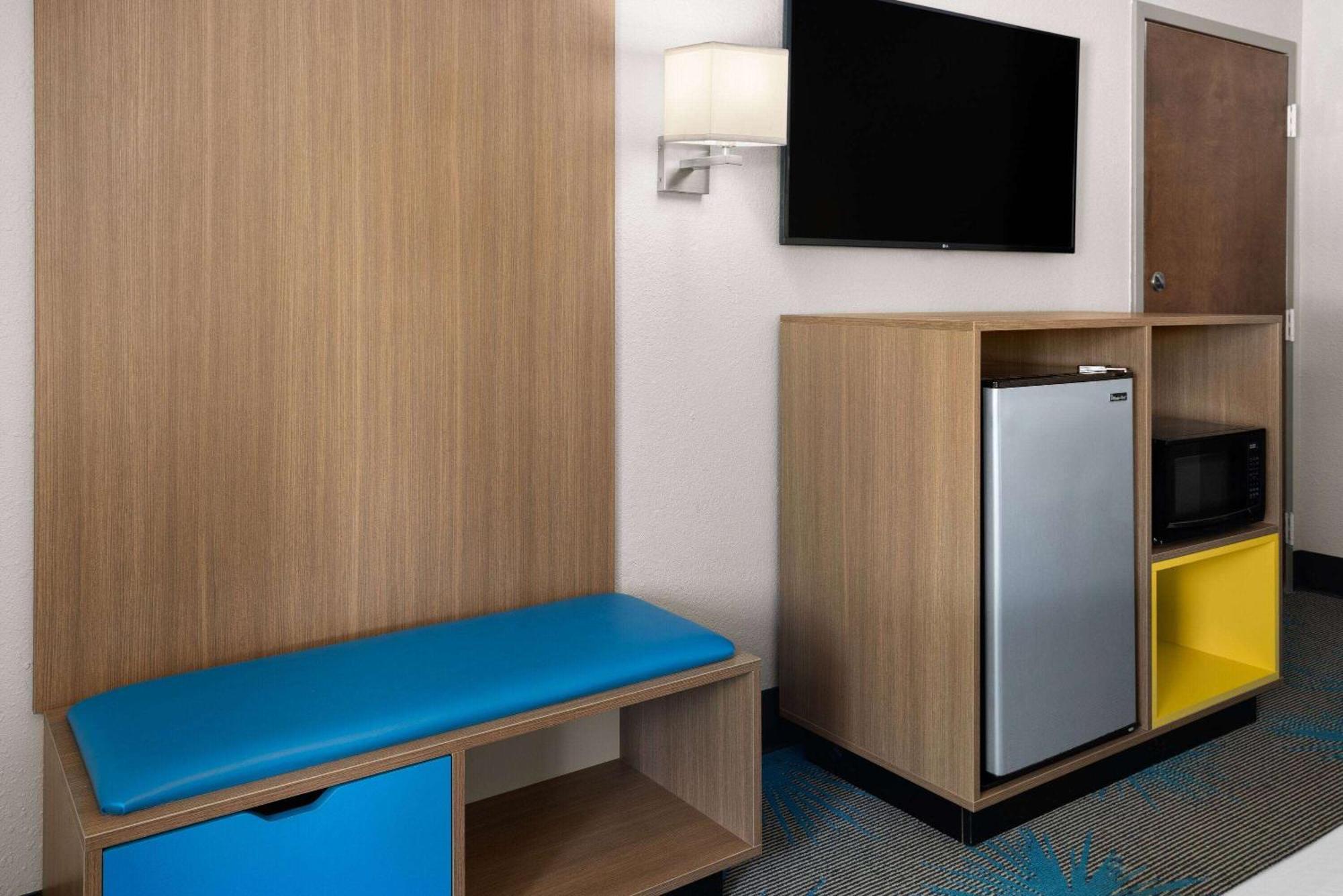 Days Inn By Wyndham Acworth Buitenkant foto
