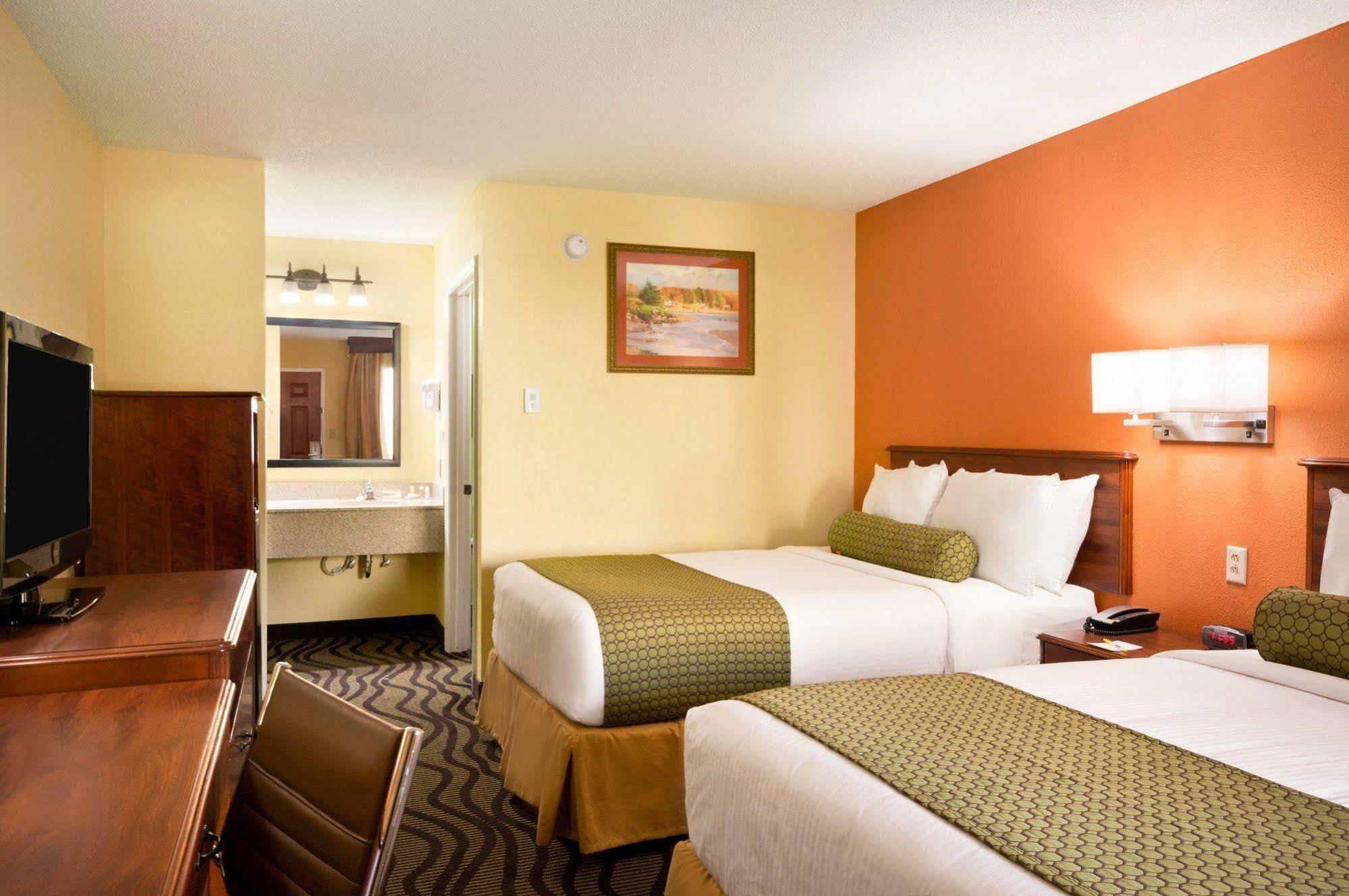 Days Inn By Wyndham Acworth Buitenkant foto